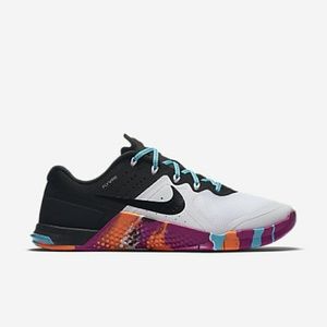 Women's metcons size 10